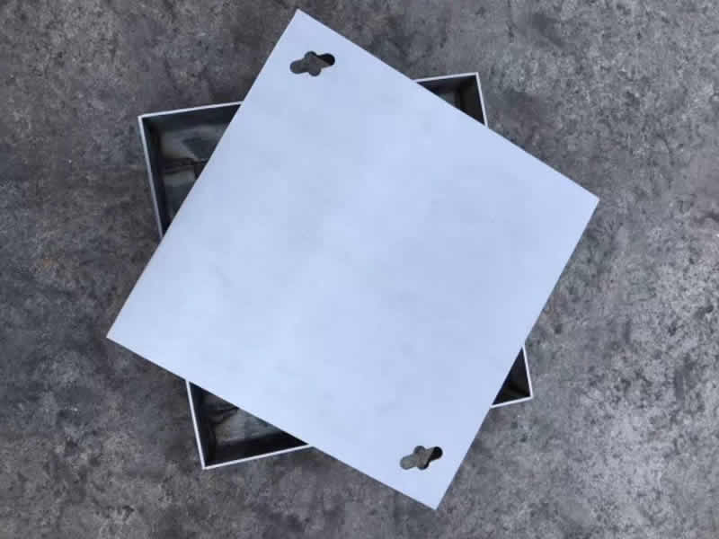 ÷������������ָǰ壬����ֵװ峯�ϸǰ�