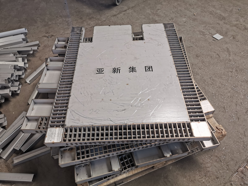 ���¼��Ų���ָǰ壬���¼��Ų���ָ�դ�����¼��Ų��������